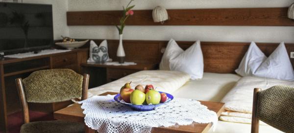 Doppelzimmer mit Balkon